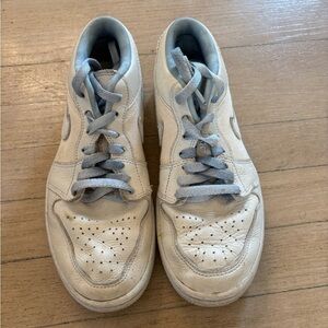 Nike Women's Sneakers Size 37